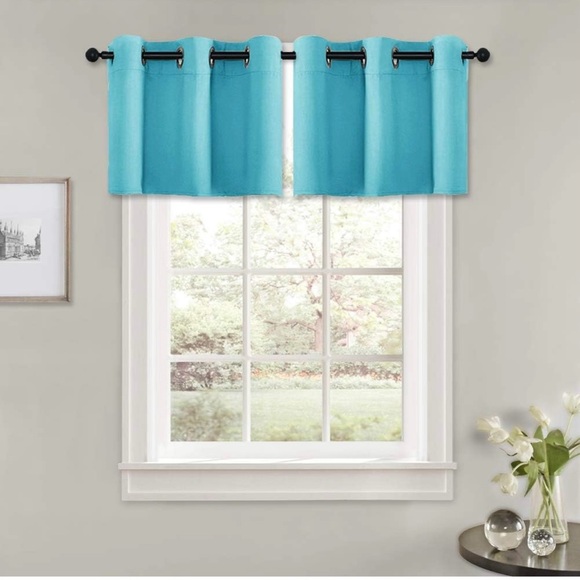 Grommet Window Valance (New) - Picture 1 of 7